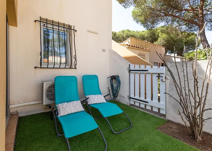 Le Grand Bleu Modern And Functional With Terrace And Parking Dom wakacyjny