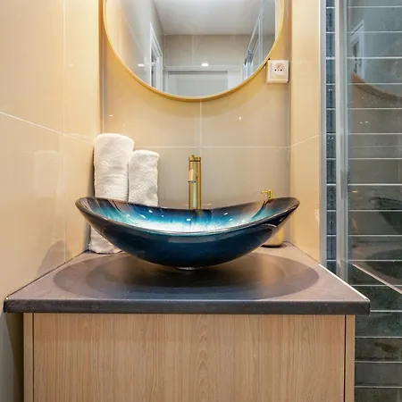 Le Grand Bleu Comfortable In The Pinede District