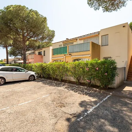 Dom wakacyjny Le Grand Bleu Modern And Functional With Terrace And Parking *