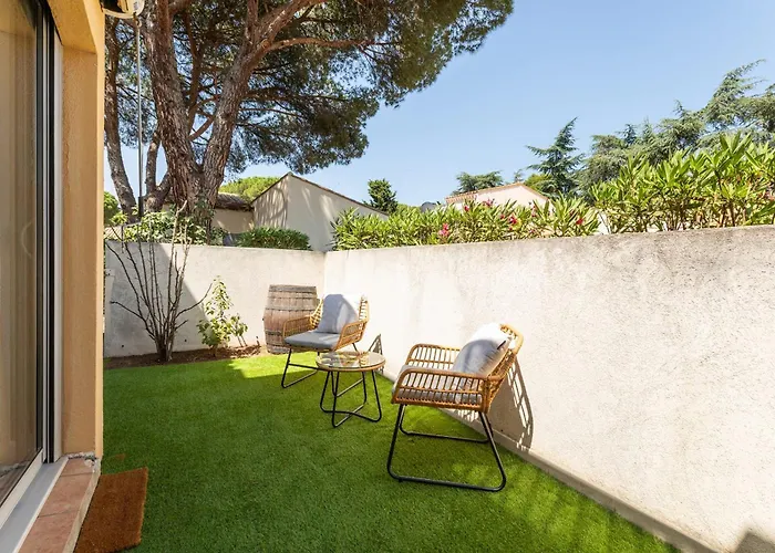 Le Grand Bleu Confortevole Nel Quartiere Pinède Casa vacanze